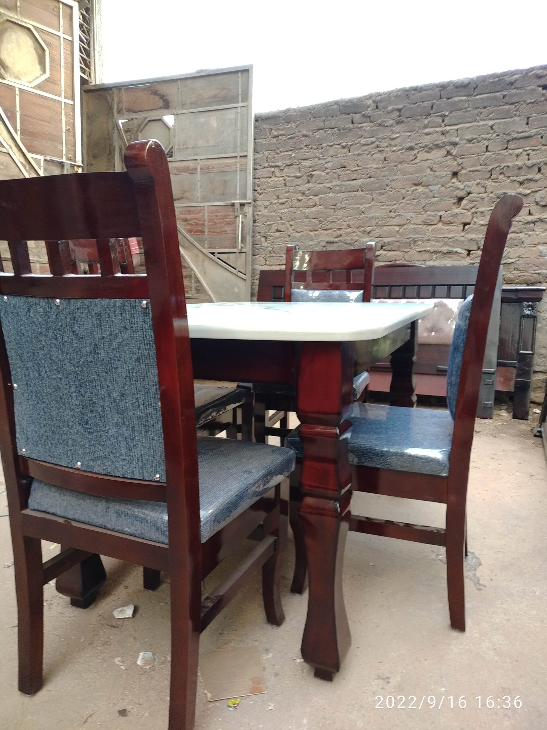 Italian Top Dining Table Set - Image 4